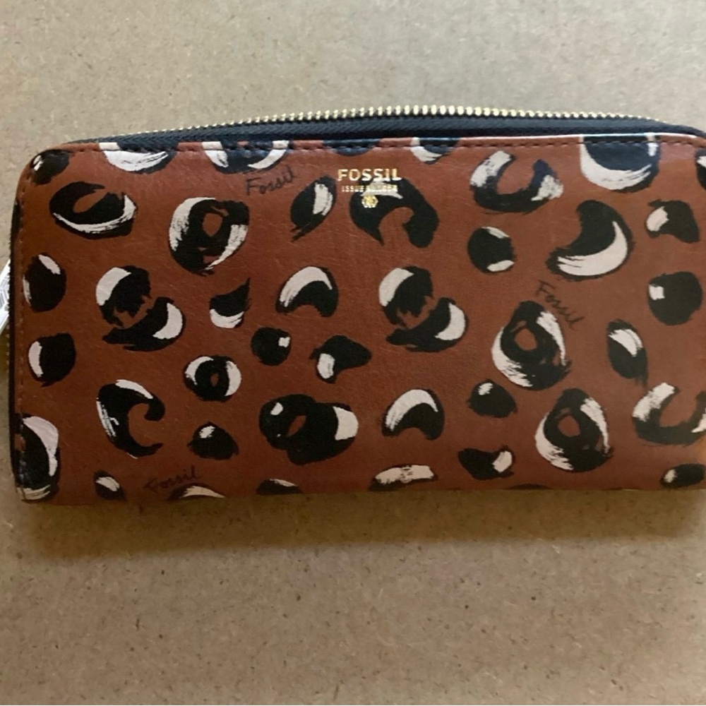 Fossil Brown and Black Patterned Wallet
